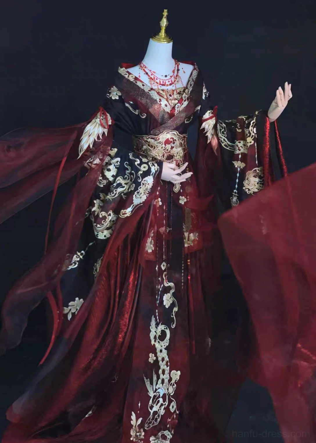 Autumn Dragon Wei Jin Dynasty embroidered Qiyao Ruqun Hanfu full set displayed on mannequin with wide sleeves layered skirt and flowing train