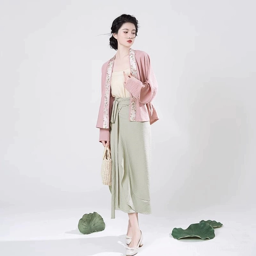 Autumn Lotus Song Dynasty Hanfu complete outfit with pink winged sleeve top beige camisole and green wrap skirt