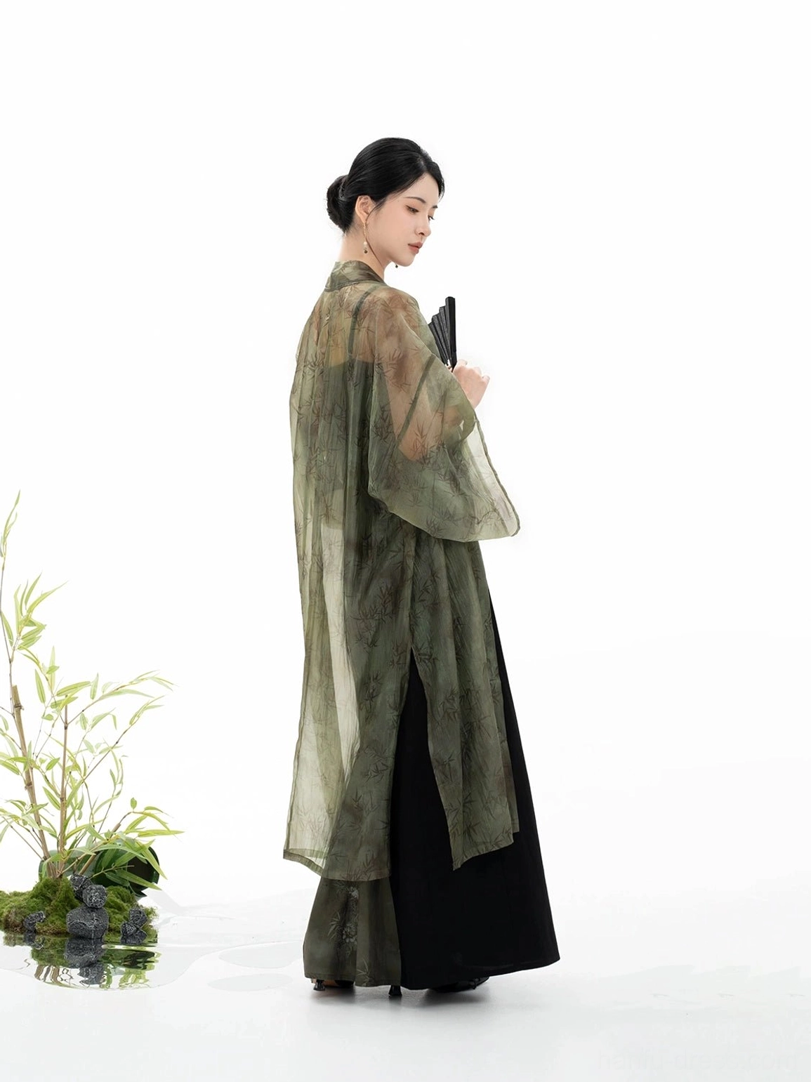 Back view of olive green translucent Changgan Temple beizi jacket from Bamboo Shadow Song Dynasty Hanfu set