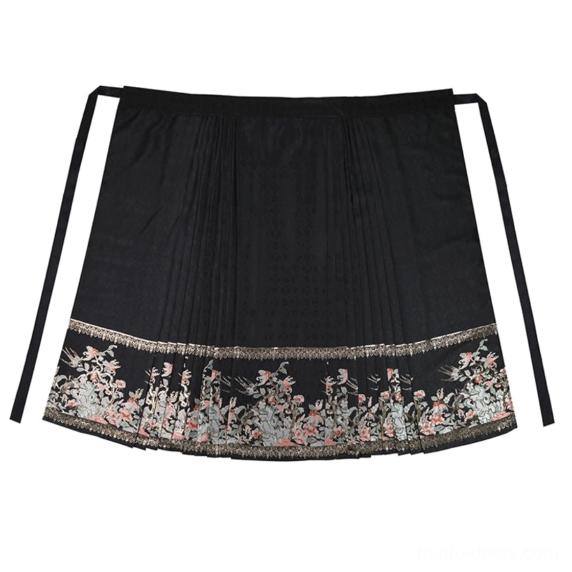Black embroidered mamianqun horse face skirt from the Ming Dynasty Hanfu collection product view