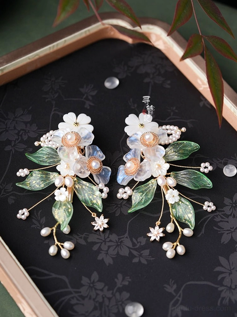 Elegant Chinese Hanfu hair pin set with floral glass blossoms pearl clusters snowflake charms and gold toned metal decorations