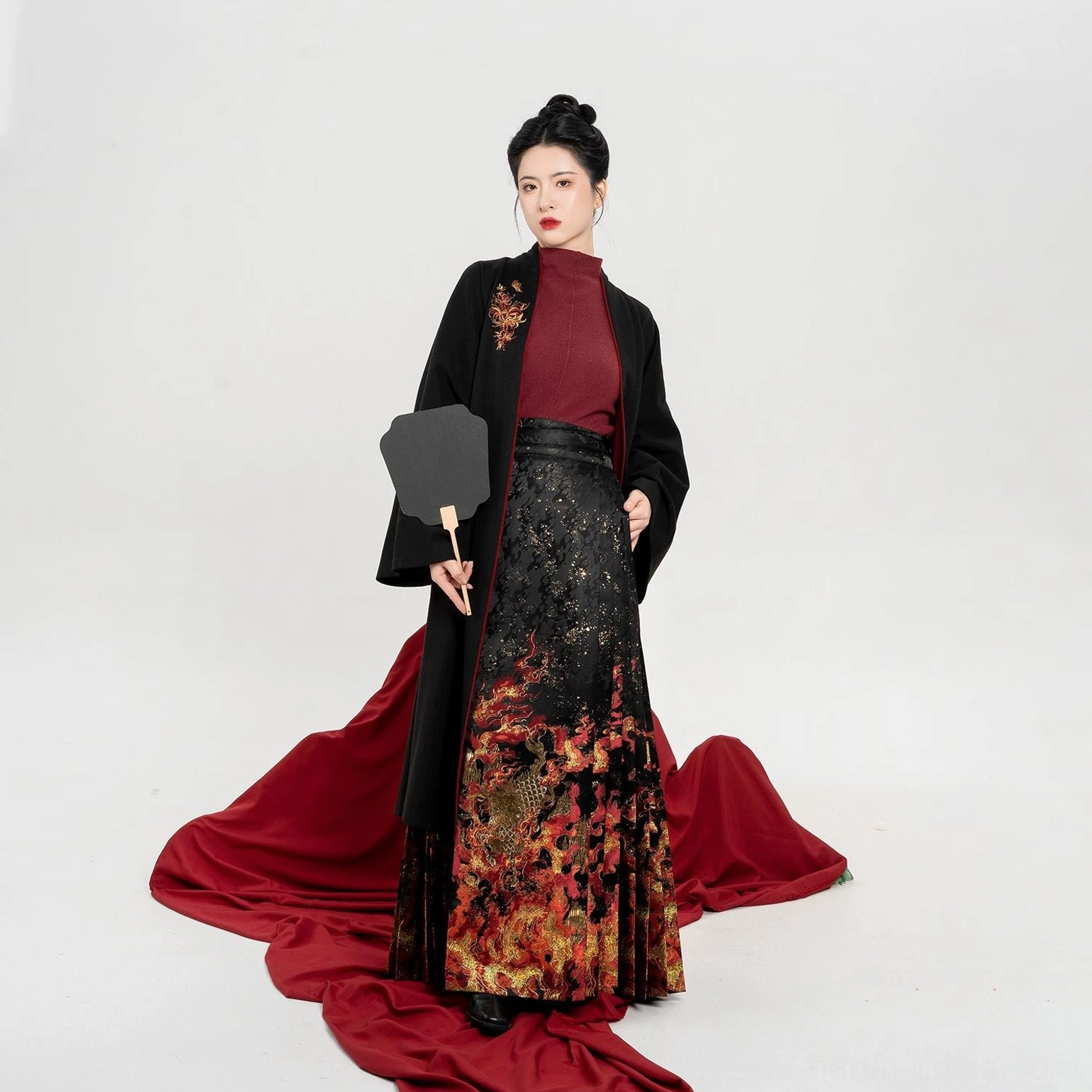 Complete Chiyan crimson flame Hanfu set with black embroidered coat burgundy sweater and dragon mamian skirt