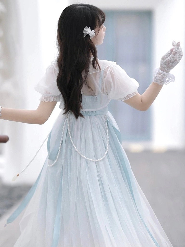 Back view of blue gradient Hanfu dress with pearl waist chain, sheer removable-style puff sleeve coat, and flowing tulle skirt