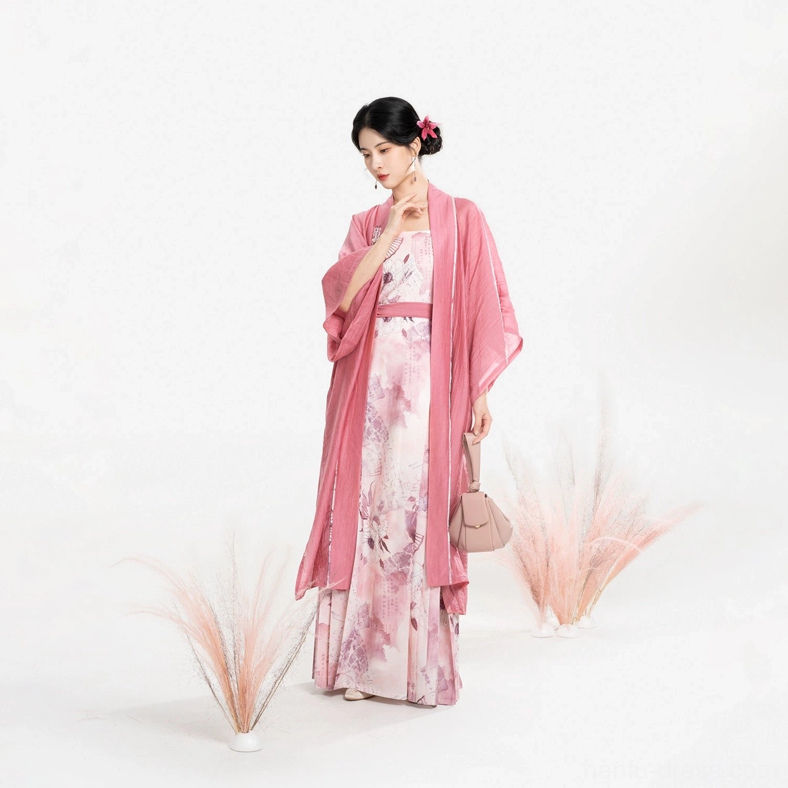 Complete dusty rose Song Dynasty Hanfu set with floral mamian slip dress beizi jacket and traditional flower hairpin