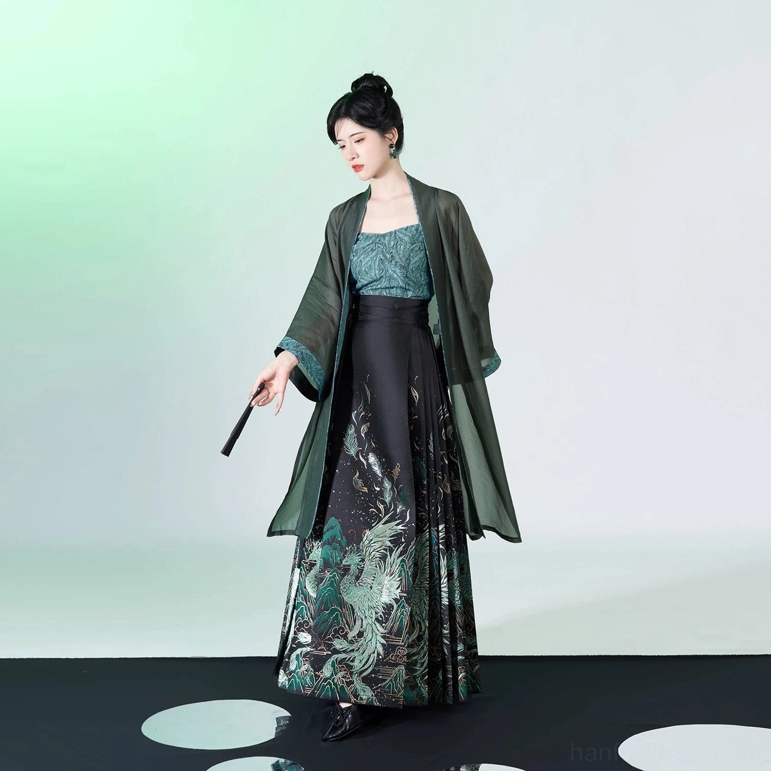 Complete peacock feather Ming Dynasty Hanfu outfit with sheer green overcoat teal camisole and black mamian skirt