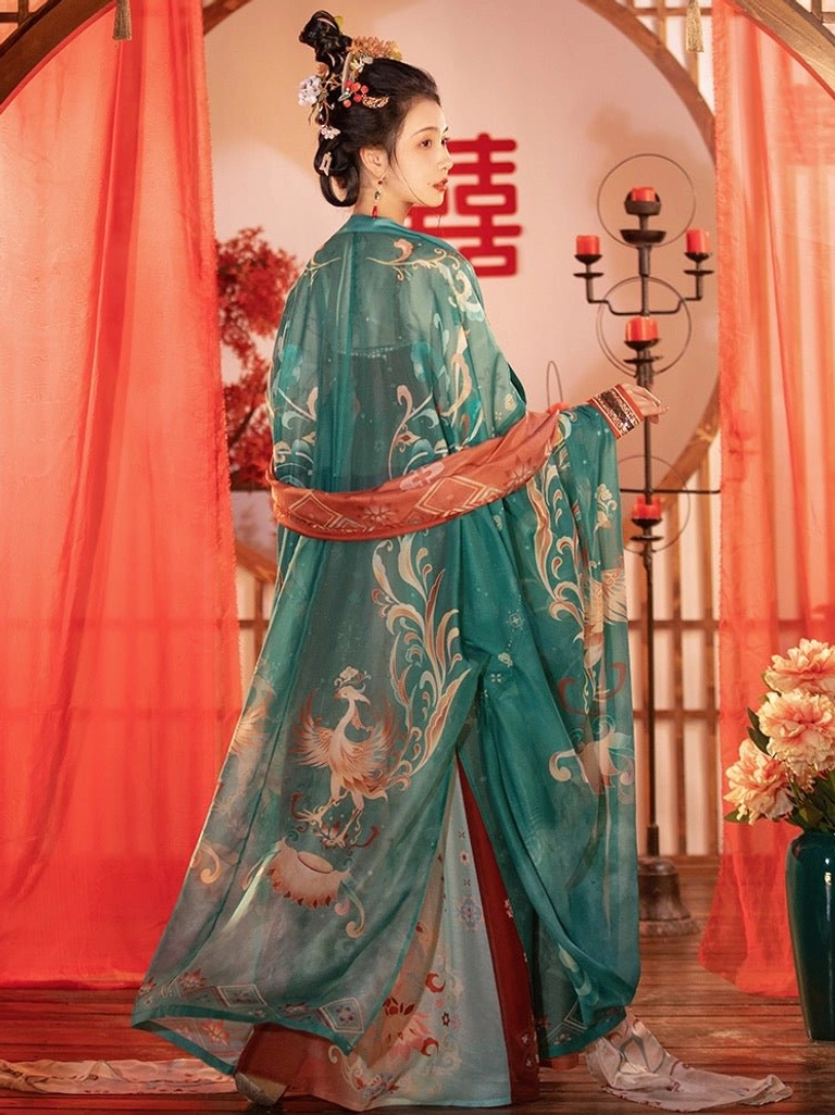 Back view of emerald green Tang Dynasty wedding hanfu outer robe with wide sleeves phoenix vine embroidery and long red bridal sash