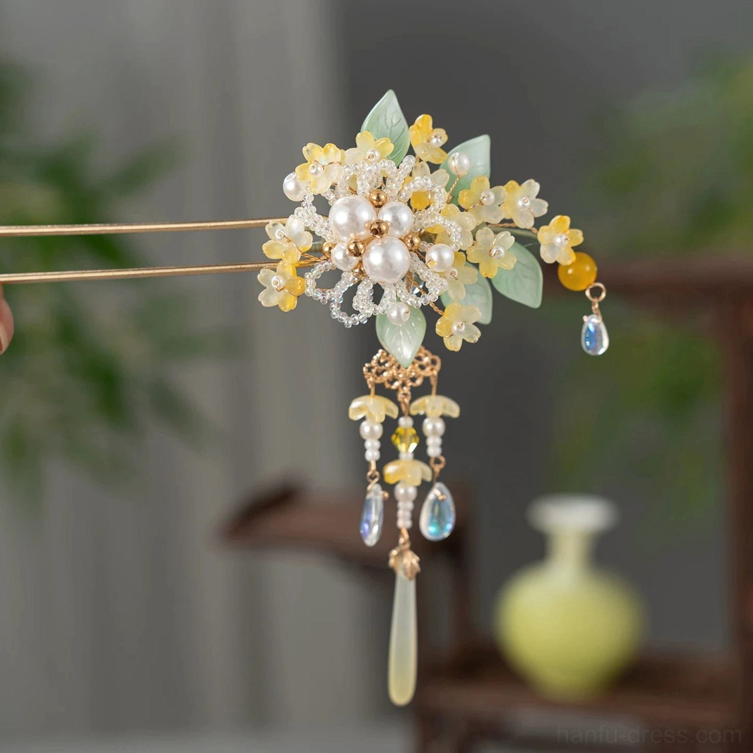 Golden osmanthus floral tassel Chinese hair stick with pearl-look beads green leaves and clear dangling ornaments for Hanfu and qipao