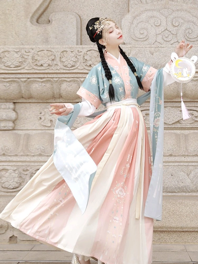 Lantern Fate Tang style Hanfu qiyao ruqun complete set with color-block pleated skirt long waist ribbons and rabbit lantern accessory side view