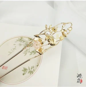 Single Lixia gold tone Chinese floral hairpin with double prongs, faux pearls, pink blossoms and openwork branches