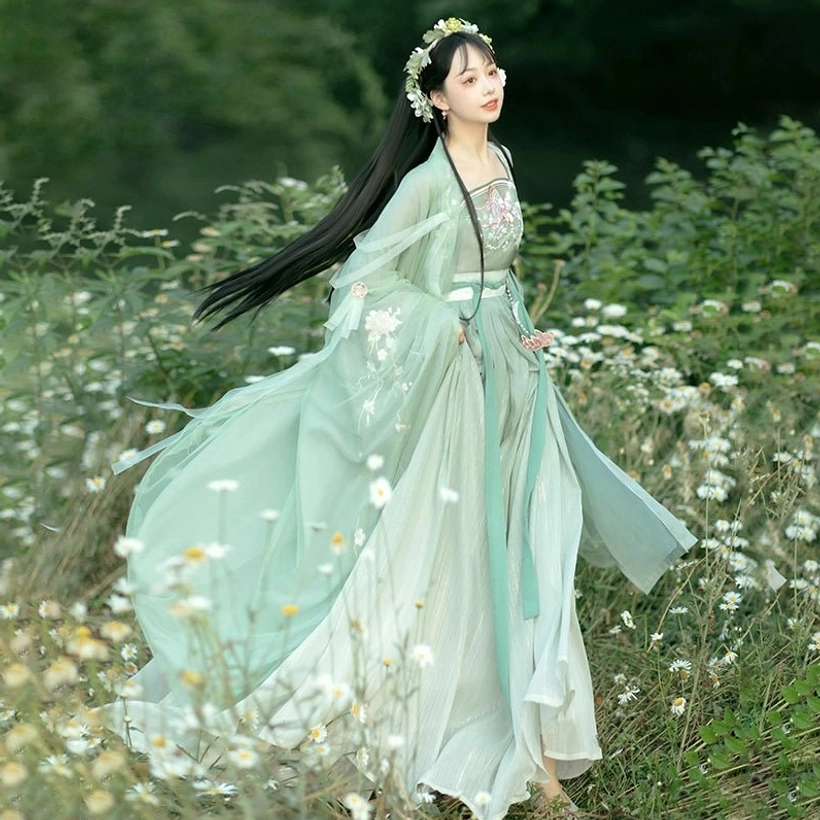 Green cyan gradient Tang Dynasty style qiyao ruqun Hanfu complete set with floral embroidery in a daisy field