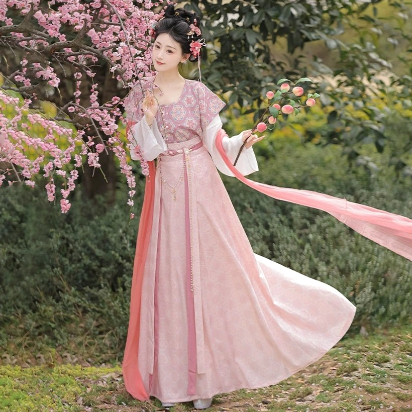 Pink Mirror Flower Ballad Tang Dynasty style round collar qiyao ruqun Hanfu complete set in cherry blossom garden