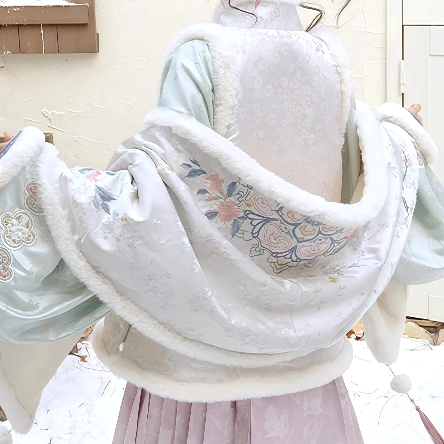 Plum blossom winter Ming Dynasty Hanfu shawl accessory for bijia vest pipa sleeve top and mamian skirt outfit