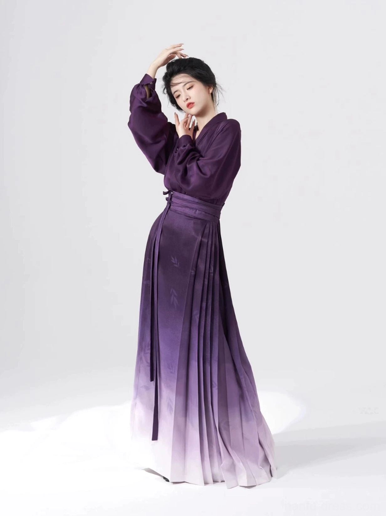 Purple ombre Ming Dynasty Hanfu mamianqun outfit shown in a full side-front studio view with leaf jacquard skirt