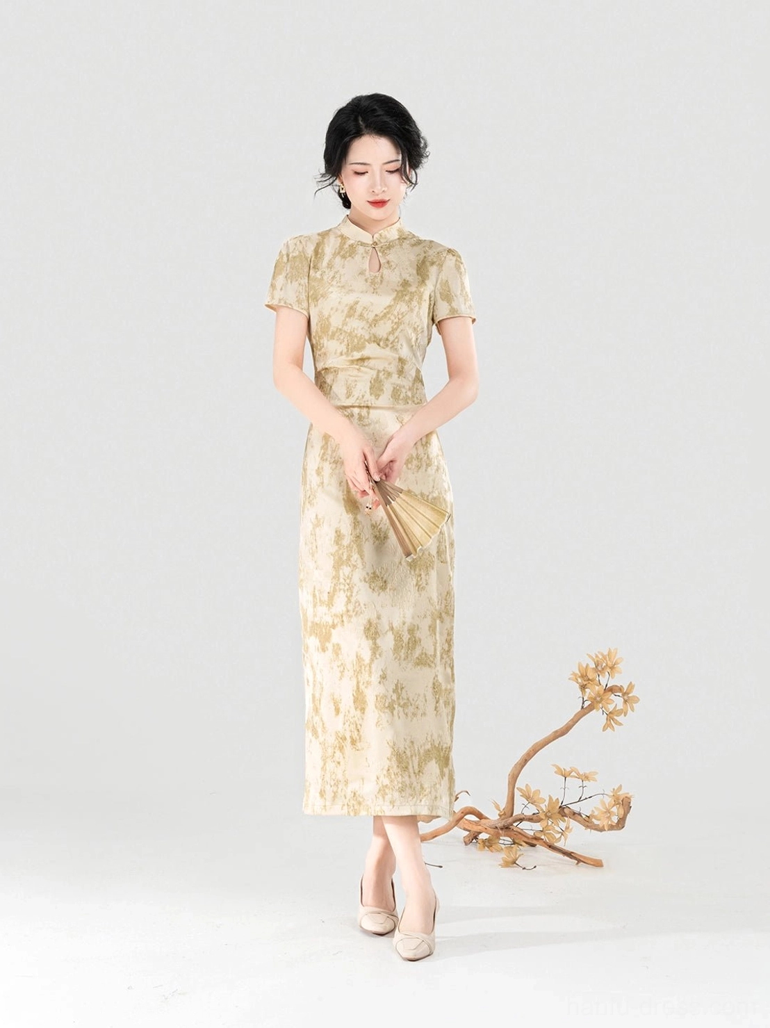 Full front view of short sleeve Apricot Branch qipao summer dress in modern Chinese Hanfu style