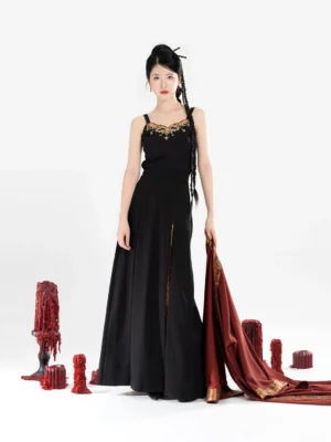 Black Song Dynasty hanfu camisole and high-waisted three-pleat skirt inner set shown on a model