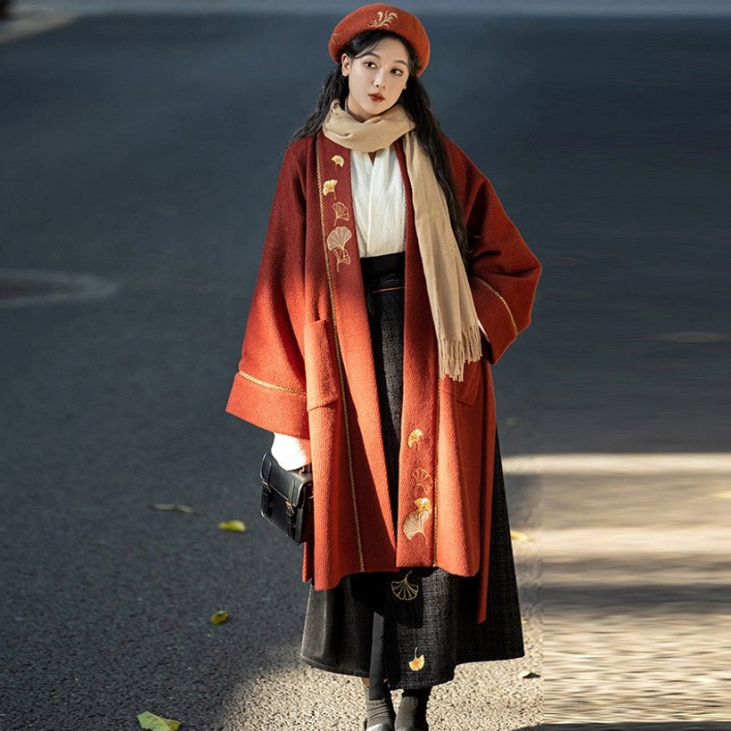 Full coordinated Song Dynasty Hanfu ginkgo embroidered winter jacket cross-collar top and wrap skirt outfit in street style