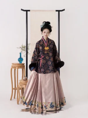 Song Dynasty winter Hanfu mamianqun set with dark floral brocade fox fur trim coat and dusty pink horse face skirt front view