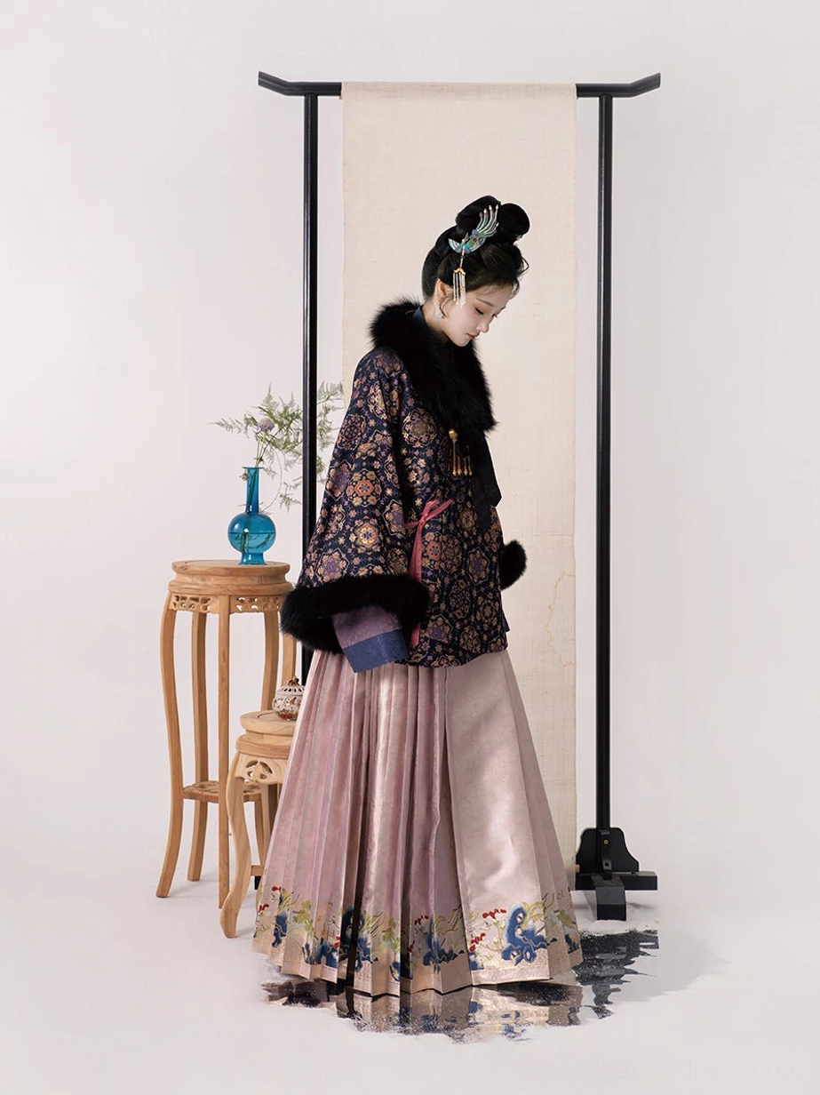 Three-quarter view of Song Dynasty inspired winter Hanfu with black fur collar pink cross-collar silk top and mamianqun skirt
