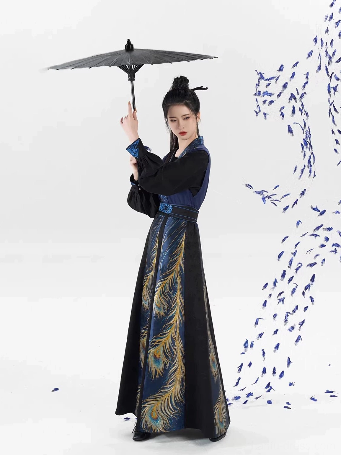 Back and side view of a flowing floor-length Tang Dynasty hanfu skirt with embroidered beizi collar and elegant layered silhouette