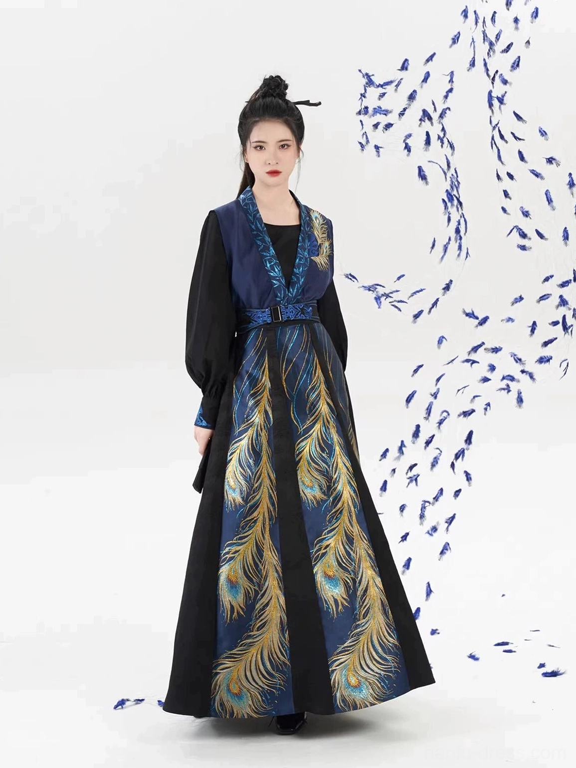 Front view of a Tang Dynasty modern hanfu set with navy beizi overlay, black round collar top, high-waisted eight-panel skirt, and peacock feather embroidery