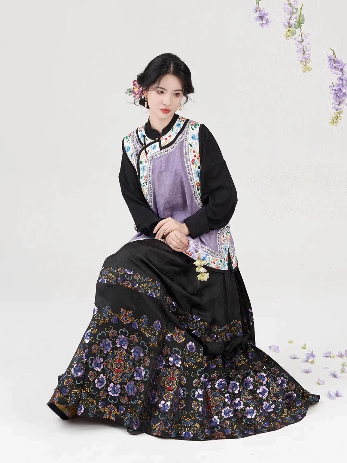 Three-piece Qing-inspired Hanfu set with purple embroidered vest black stand-collar top and mamianqun skirt