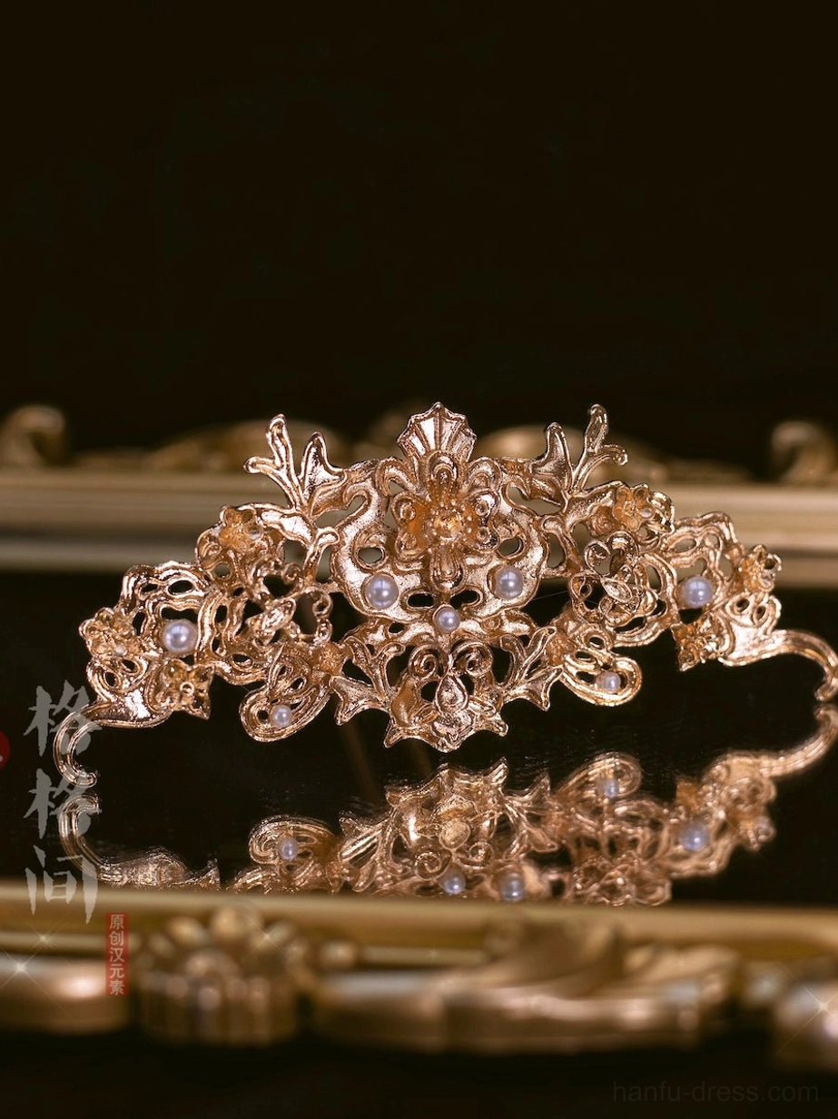 Traditional Chinese forehead decorative hair crown with carved floral pattern, faux pearl details, and warm antique gold finish