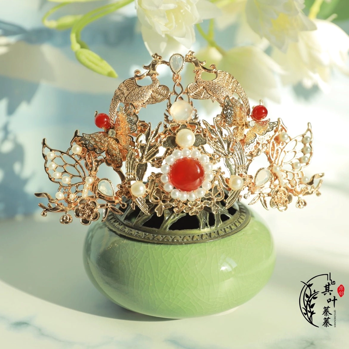 Large traditional Chinese Hanfu hair crown with carved butterfly and floral motifs red gemstone white pearls and gold-tone decorative beads