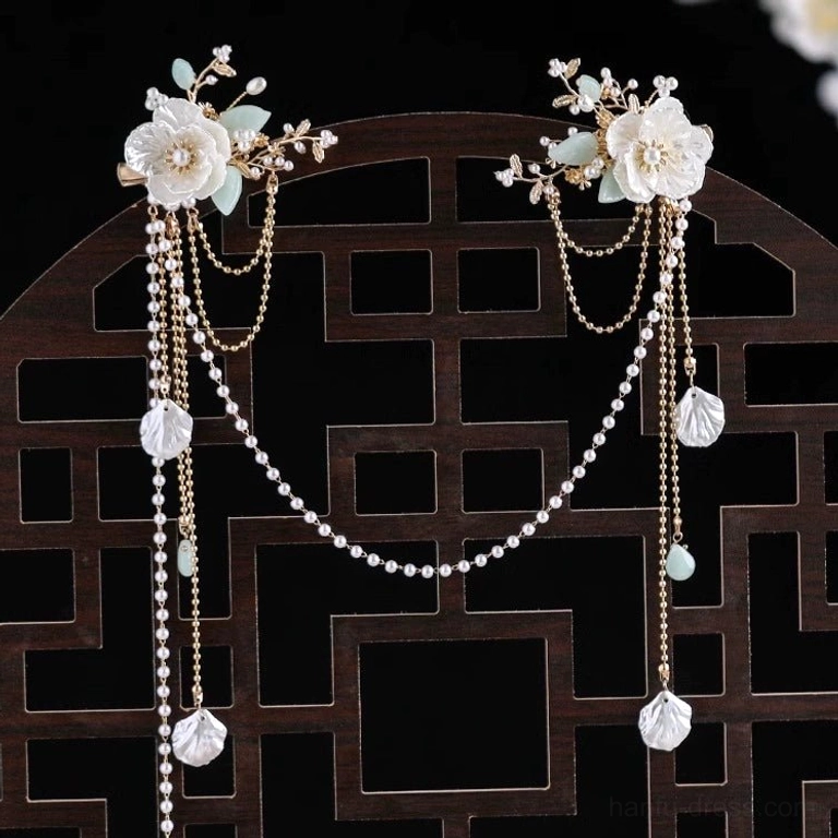 White gardenia Hanfu back hair pin set with dense pearl tassel chains shell shaped pendants and gold tone details