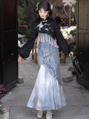Side view of White Plum New Chinese Style modern Hanfu cheongsam set with gradient blue plum blossom fishtail dress and black drape